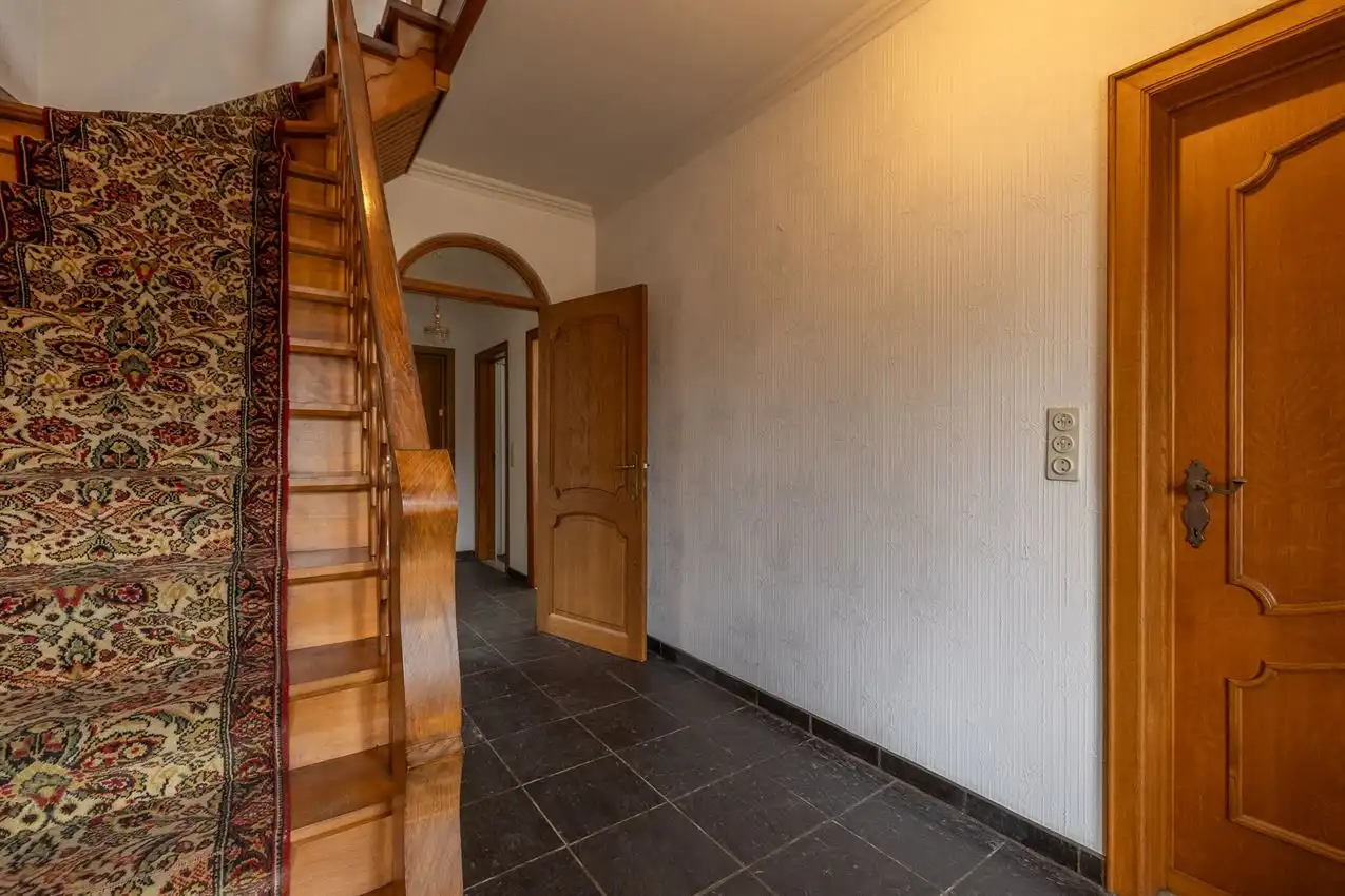 Gusting gelegen woning met 3 slpk, garage en tuin foto 21