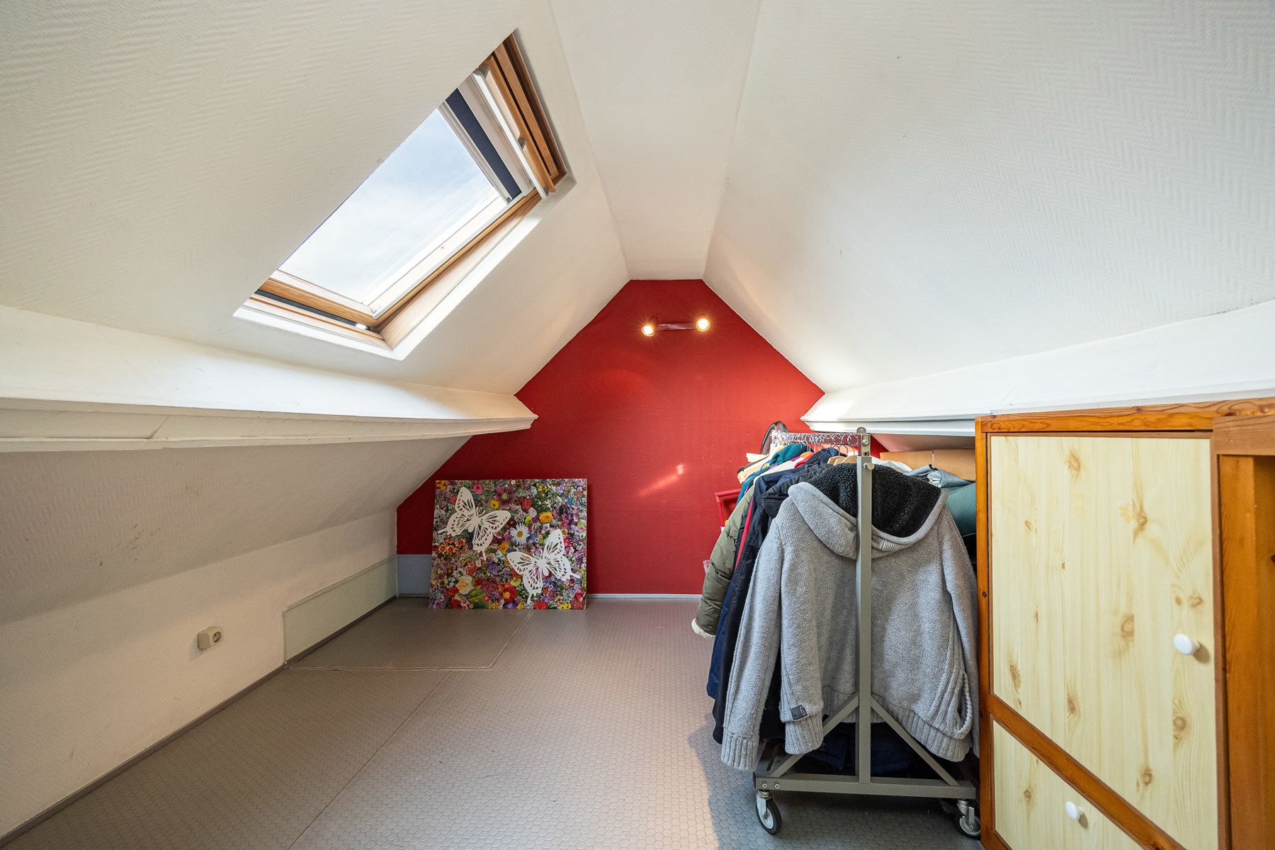 Charmante en goed onderhouden woning met 2 à 3 slk + garage foto 22