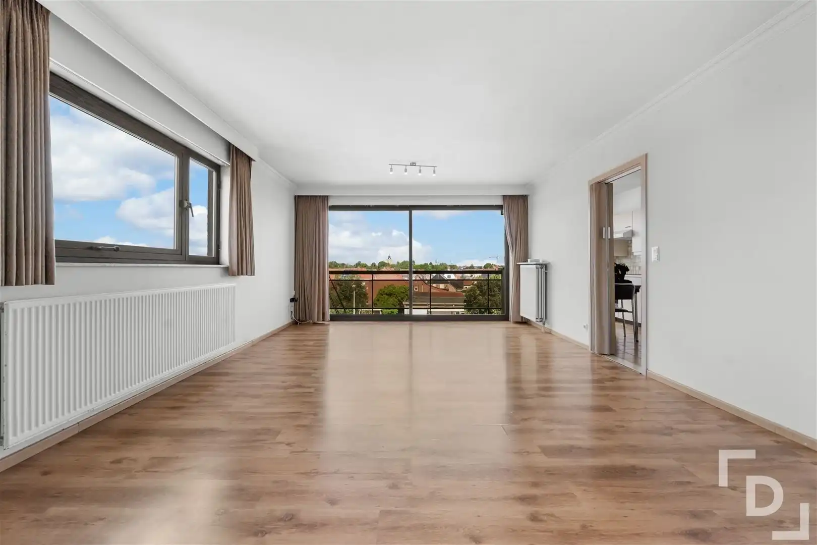 Rustig gelegen appartement met garage te koop in centrum Poperinge foto 3