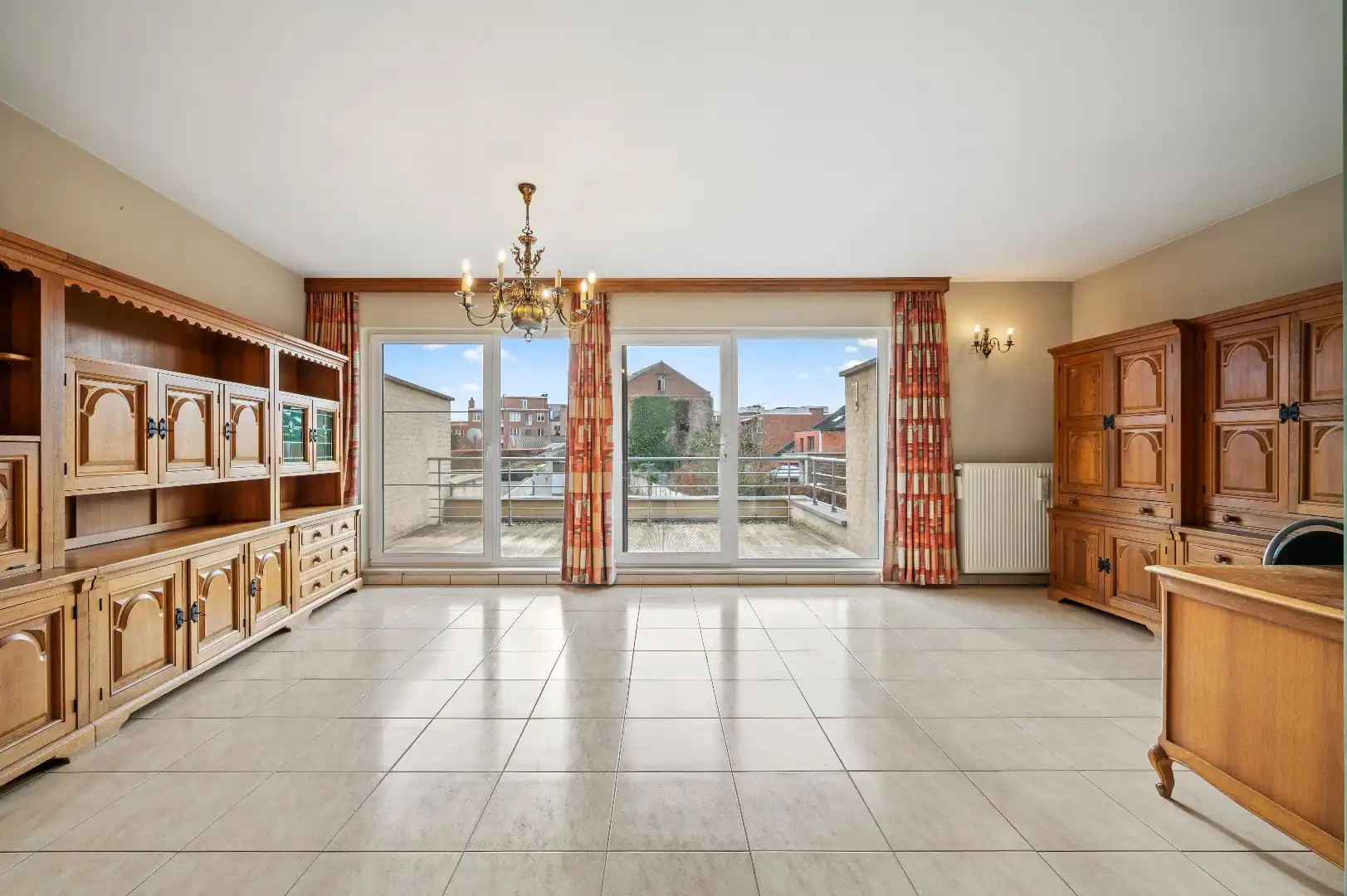 Ruim, instapklaar appartement met terras, lift en garage in Tienen  foto 8