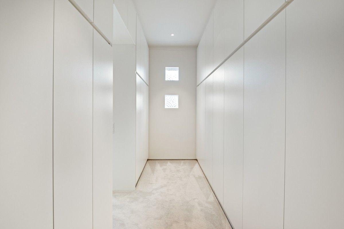 Uitzonderlijke villa op 3451 m² met 5 slaapkamers omgeven door groen. foto 12