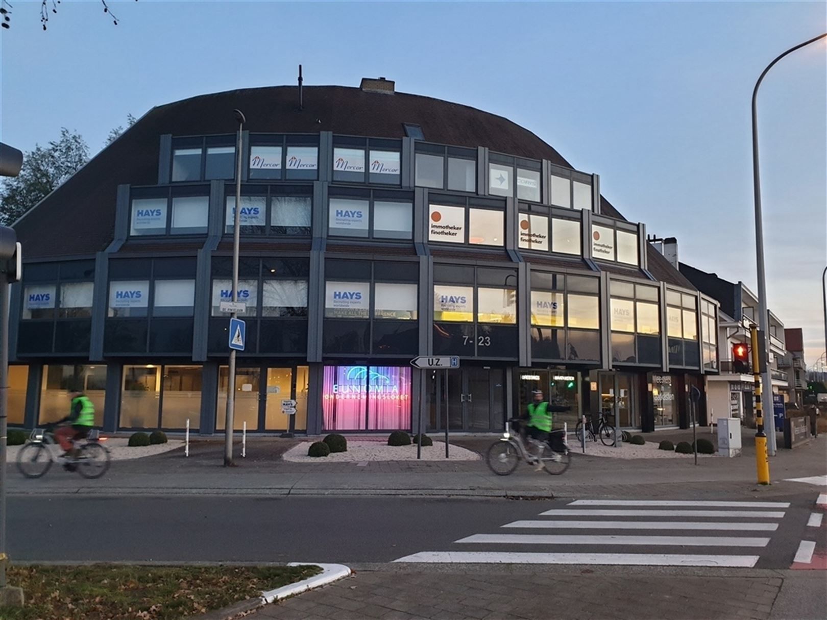 Kantoor op zichtlocatie met vlotte bereikbaarheid foto 3