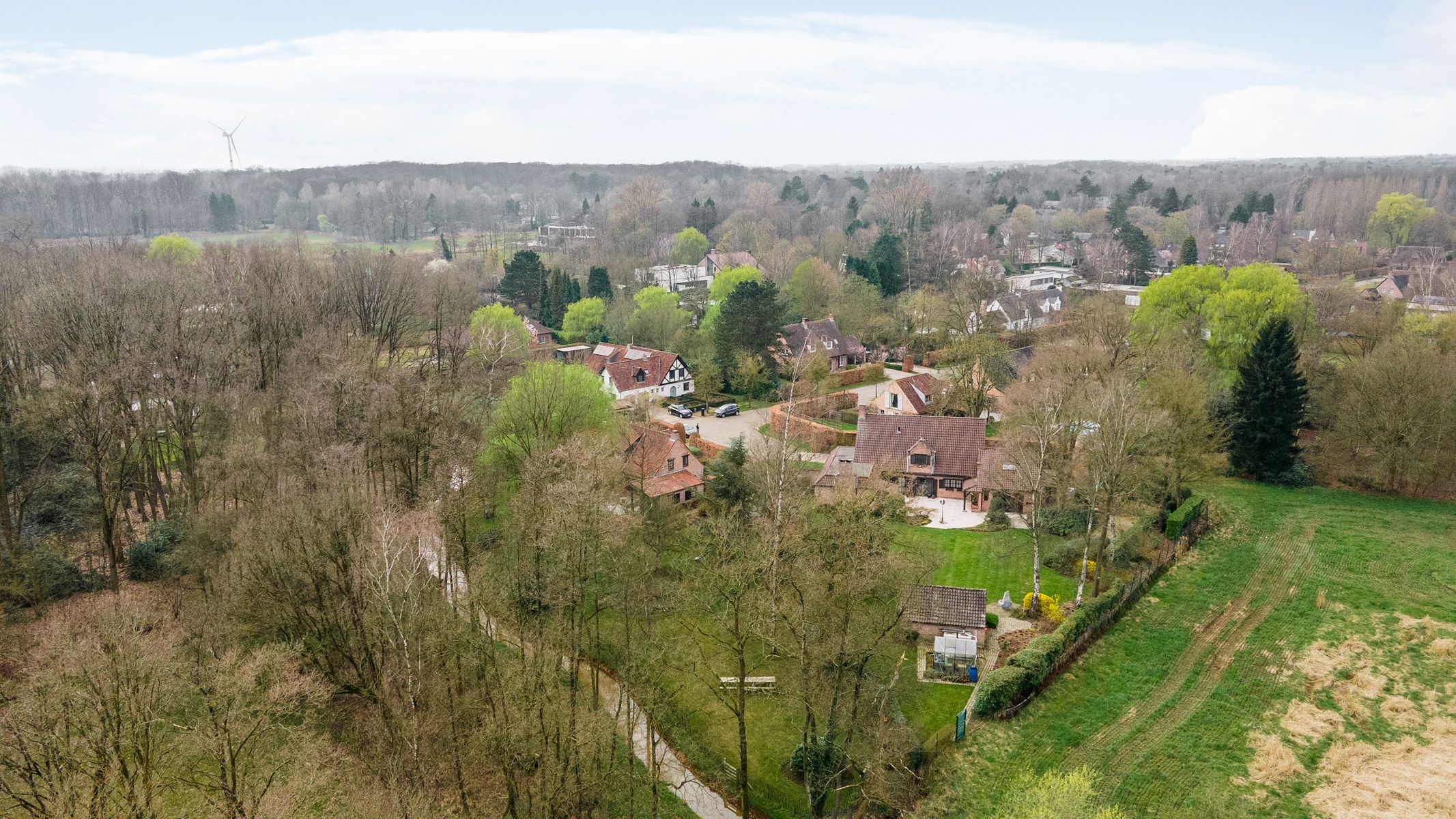 Te renoveren villa met uniek vrij zicht op ca. 2.065m². foto 34