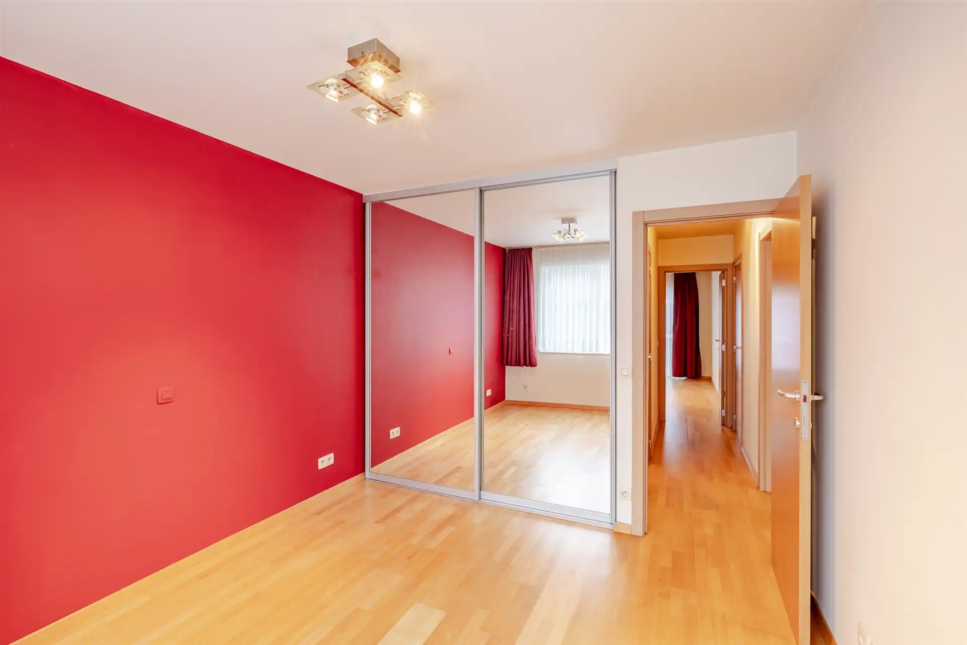 Ruim appartement met twee slaapkamers in het centrum van Aalst foto 12