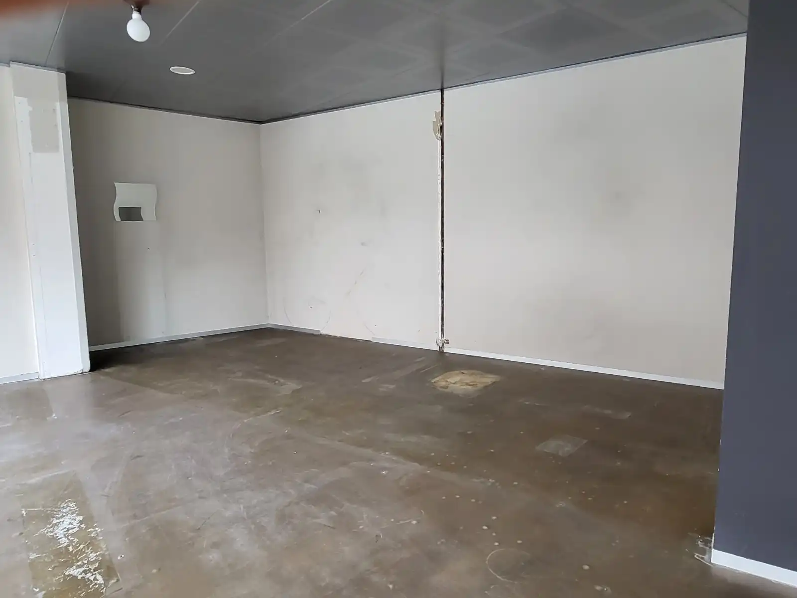 Handelspand in centrum Deinze foto 7