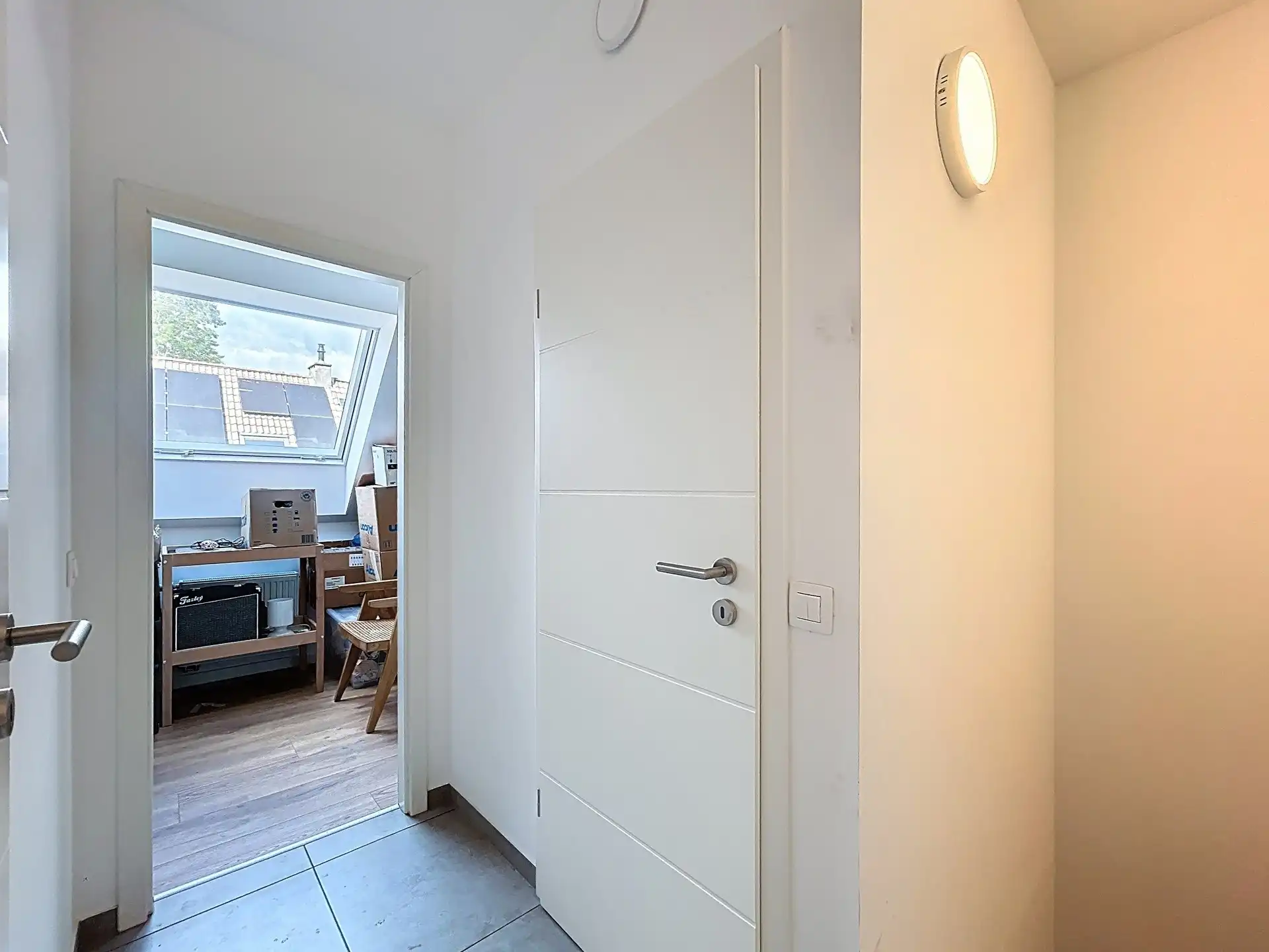 Energiezuinige gezinswoning met 3 slaapkamers, 2 badkamers en ruime tuin op toplocatie foto 12