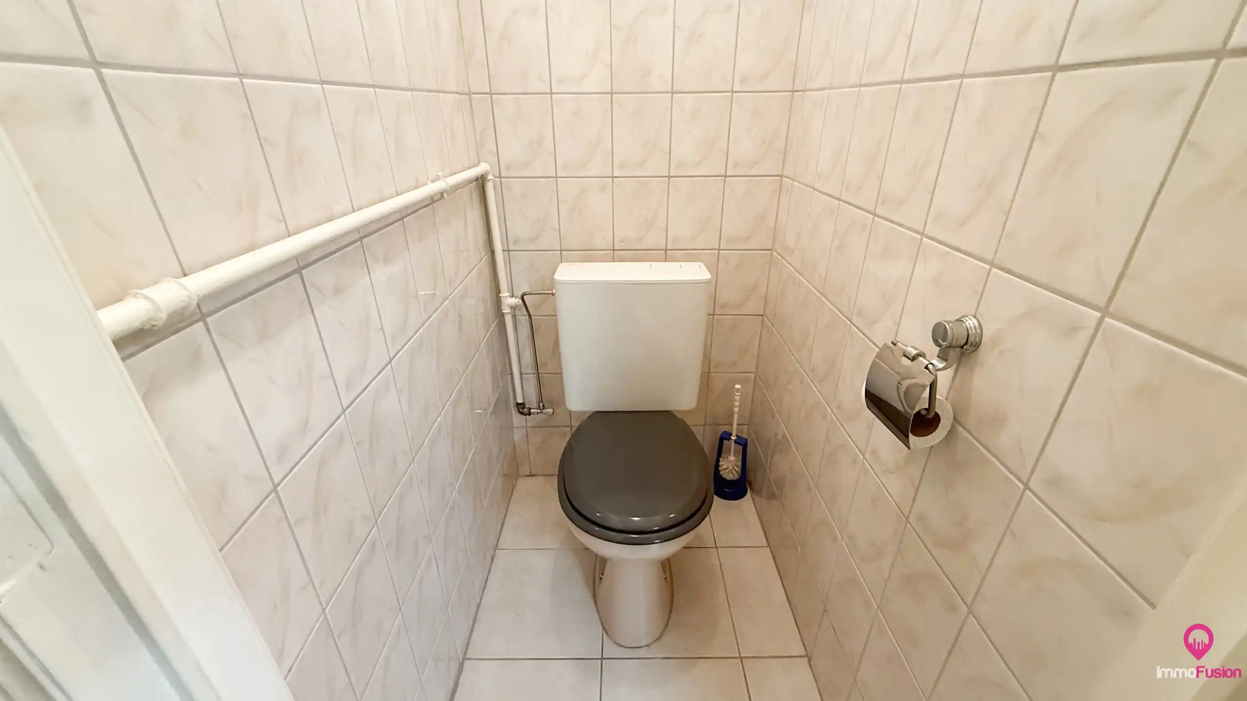 Ruime woning met 3 slaapkamers en zeer breed perceel! foto 15