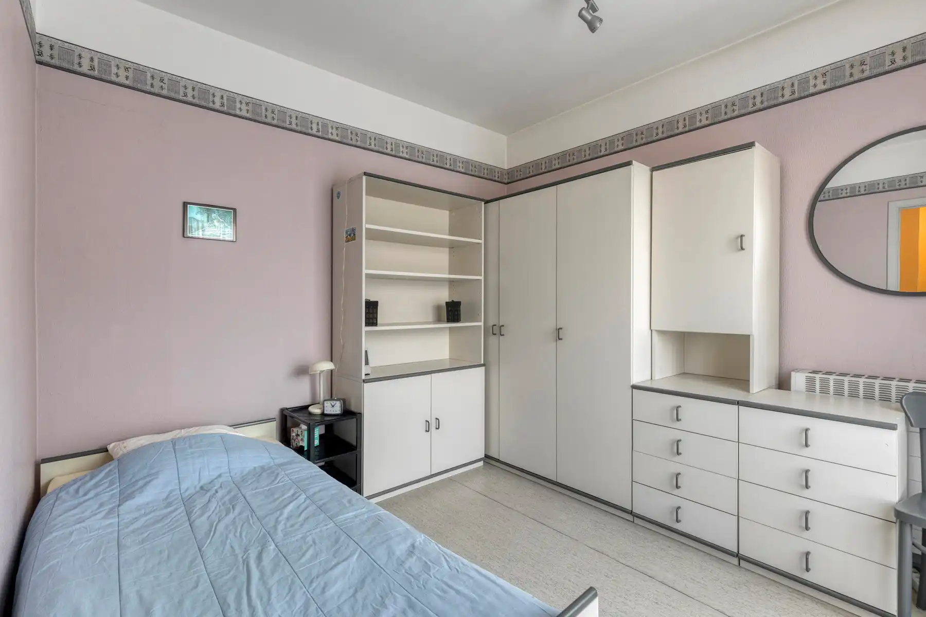 Leemans Immobiliën stelt u  deze centraal, maar toch bijzonder rustig gelegen woning in Dilbeek voor! foto 12