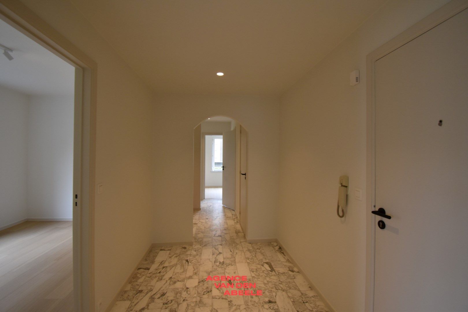 Fantastisch gerenoveerd appartement met 3 slaapkamers  foto 6