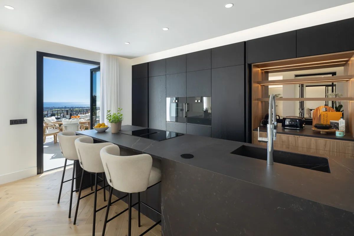 Waar design en uitzicht samensmelten – ultieme villa in het hart van de Costa del Sol foto 7