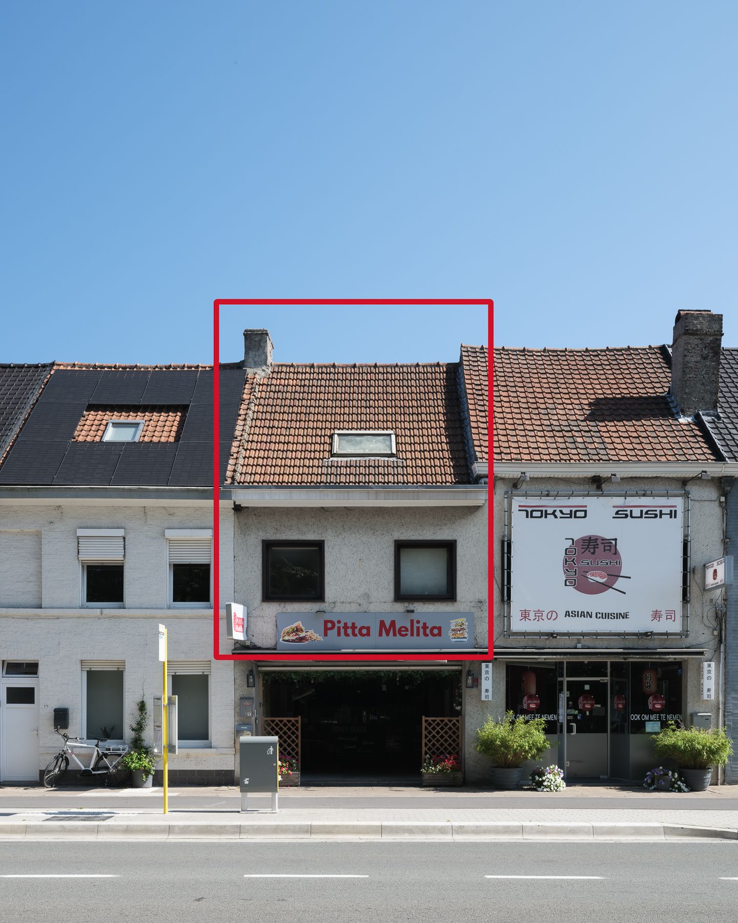 Lichtrijk duplex-appartement met potentieel foto 18