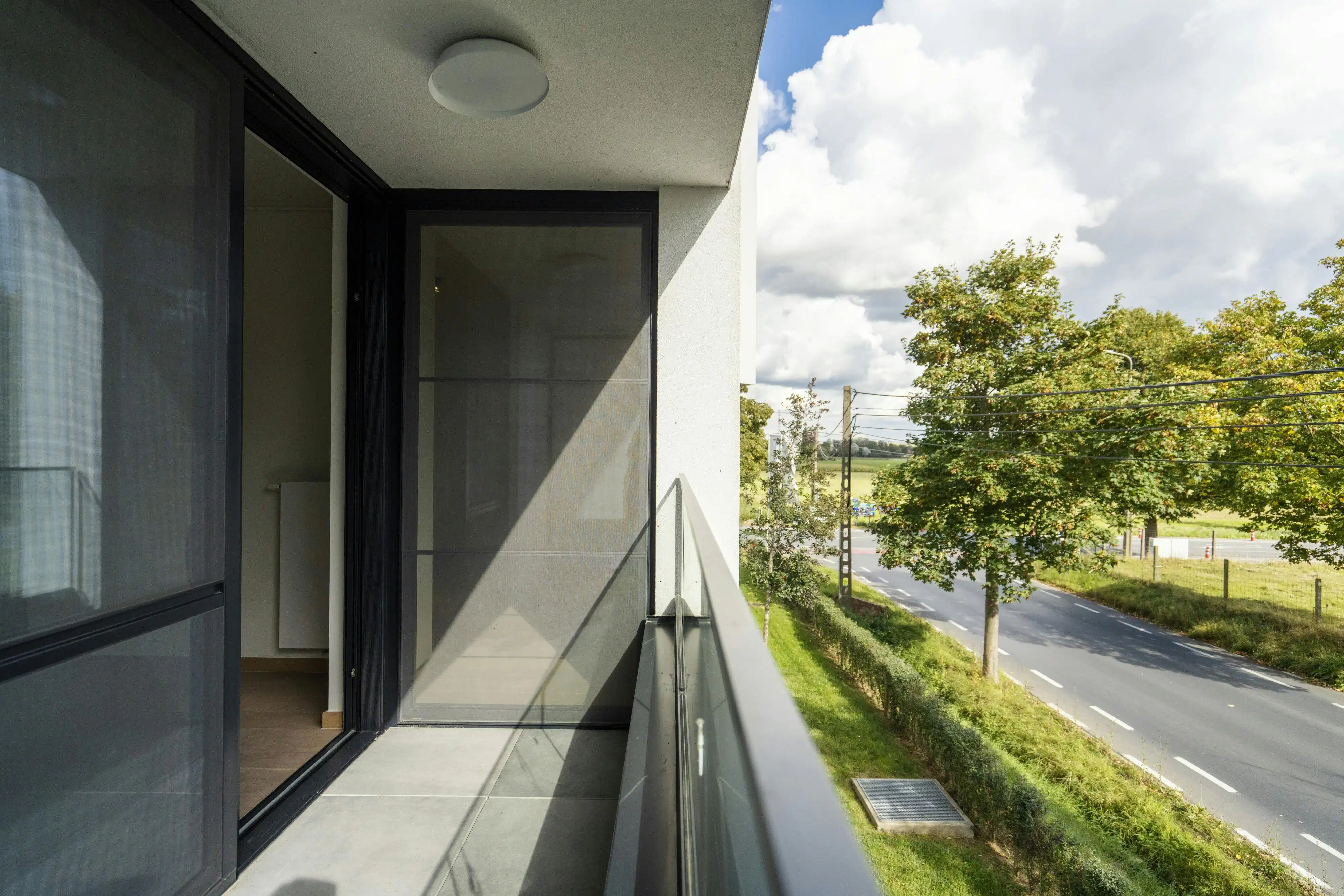 Verzorgde assistentiewoning met terras en uitzicht te Zwevegem foto 6