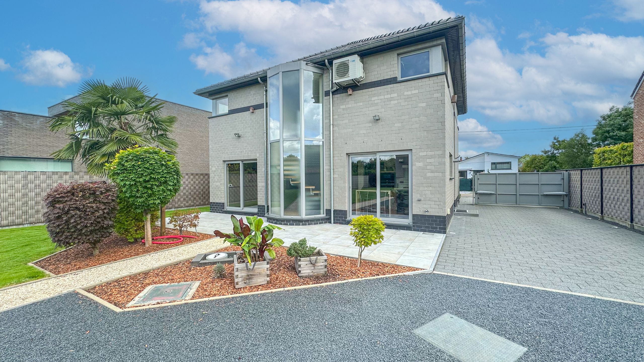 Praktisch ingedeelde woning met grote tuin en 4 slaapkamers! foto 51