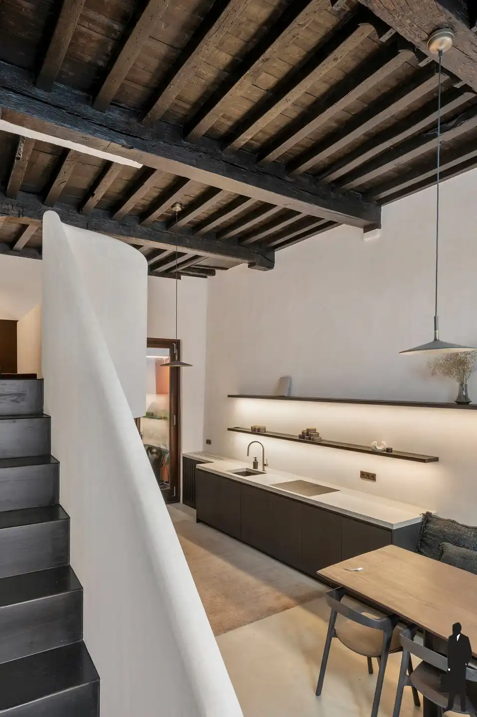 Neoclassicistische stadswoning uit de 19de eeuw met zicht op de Schelde en de Kathedraal foto 10