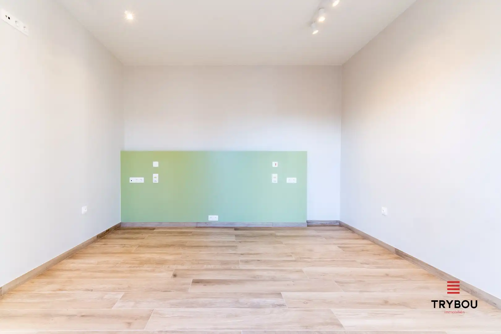 Instapklare, energiezuinige woning op het gelijkvloers in hartje Lo-Reninge foto 15