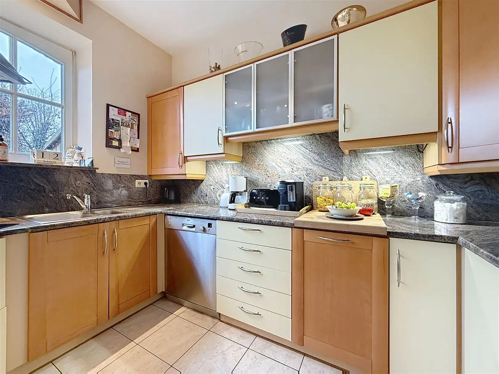 Karaktervolle woning met 4 slpks, 2 bdks, zwembad, 39a 17ca foto 18