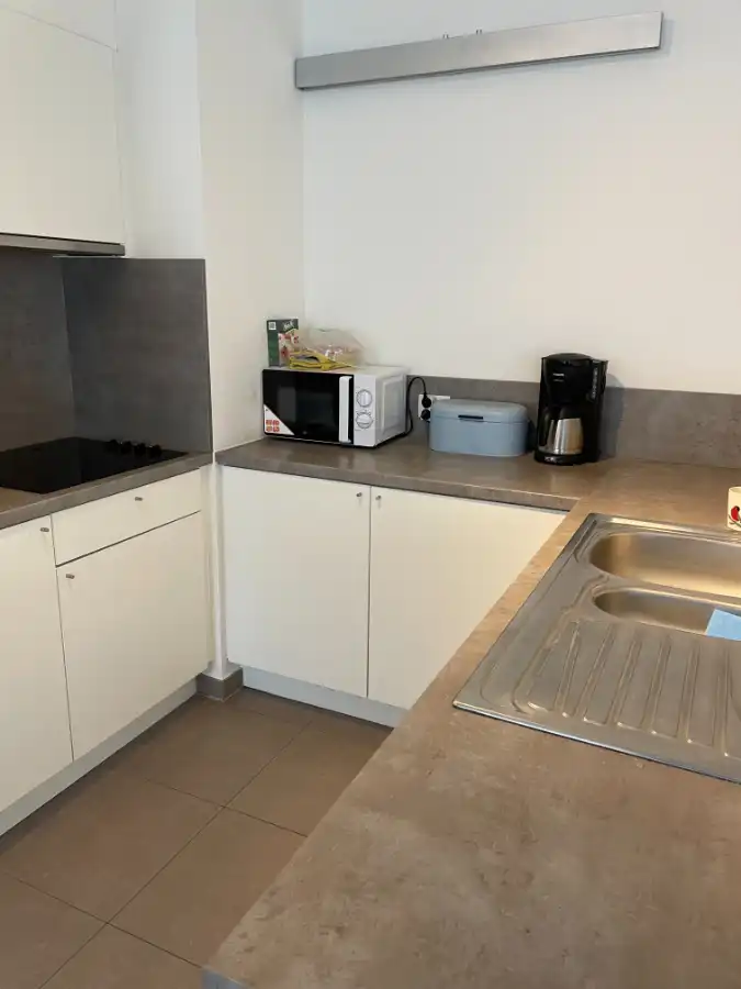 Rustig gelegen twee-slaapkamer appartement + autostandplaats foto 6