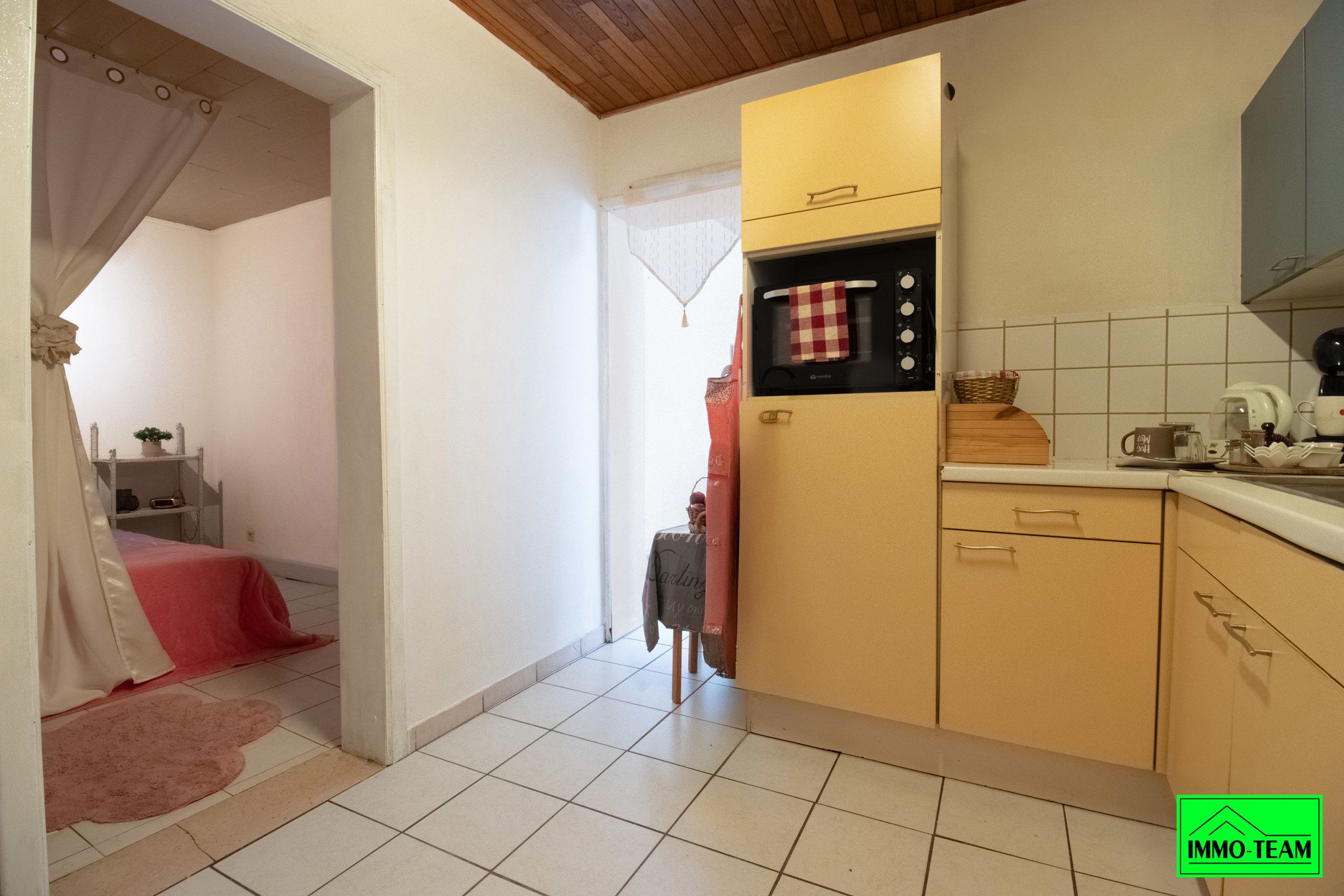 2-gevelwoning  met 1 slaapkamer op wandelafstand station foto 4