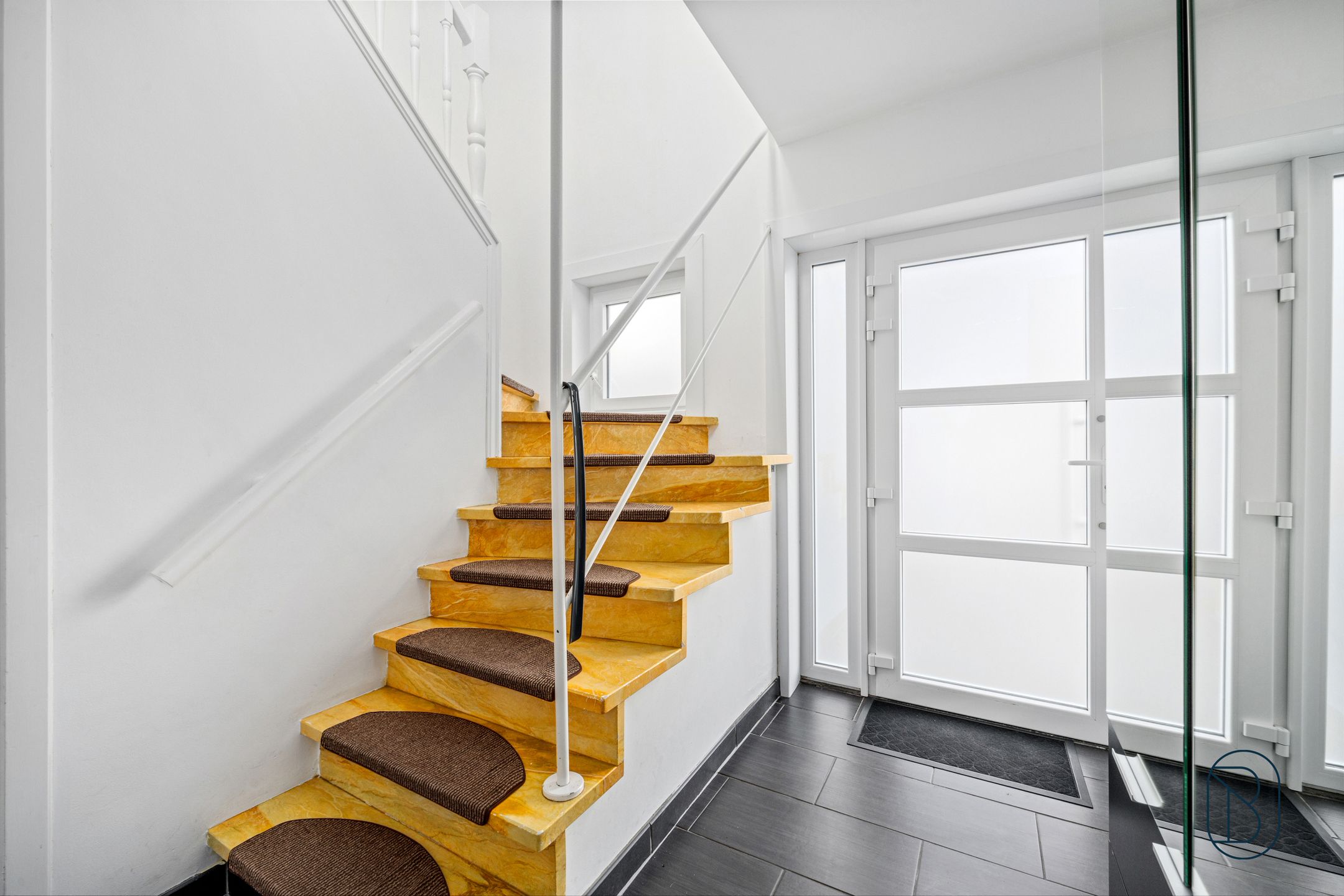 Grote woonst met 4 slk, tuin en garage, zonnepanelen.  foto 10