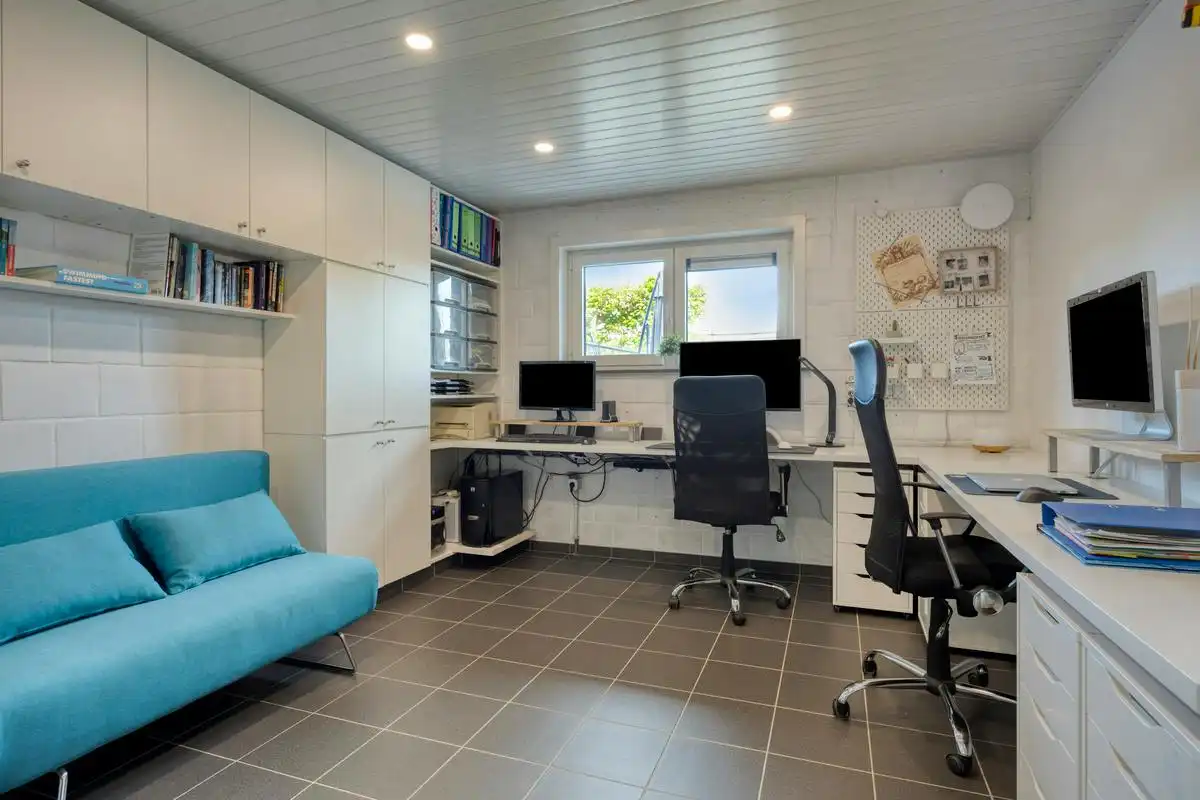 Moderne tweegevelwoning met garage en tuin in Londerzeel foto 21