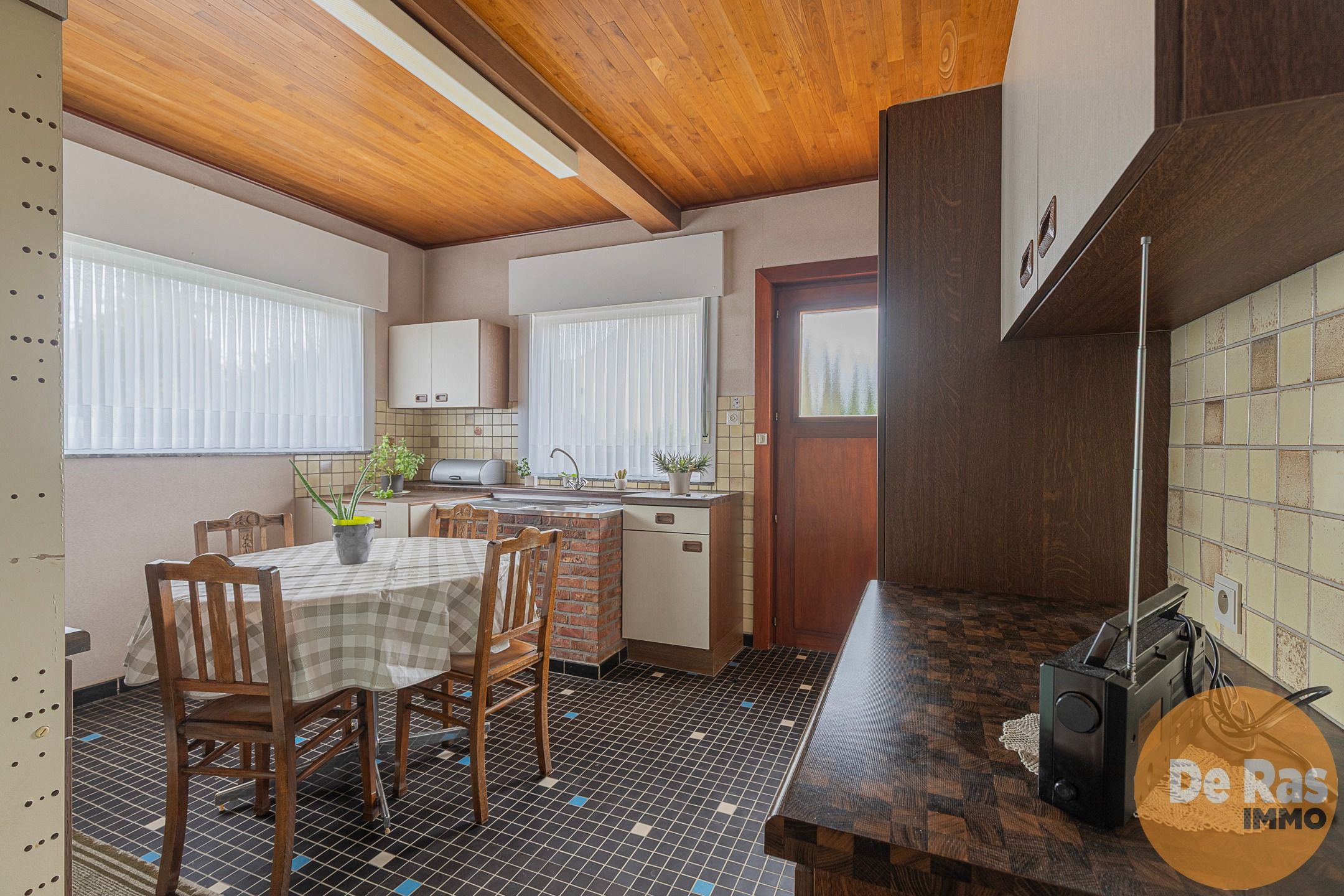 Lede - Stevige en verzorgde bungalow op een centrale ligging foto 13