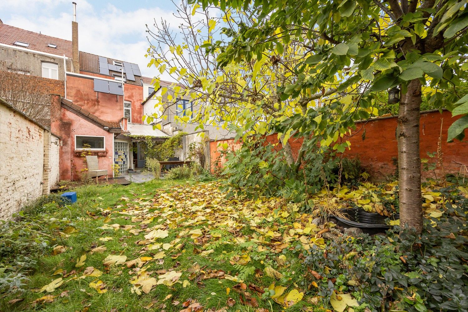 Ruime en karaktervolle herenwoning met zonnige tuin, dakterras en laadpunt in het hart van Merksem foto 26