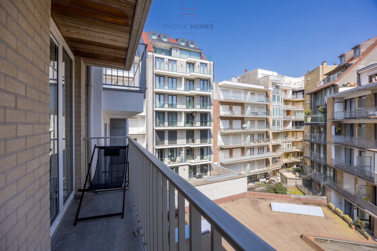 Volledig gerenoveerd, lichtrijk appartement met zijdelings zeezicht nabij het Driehoeksplein foto 18