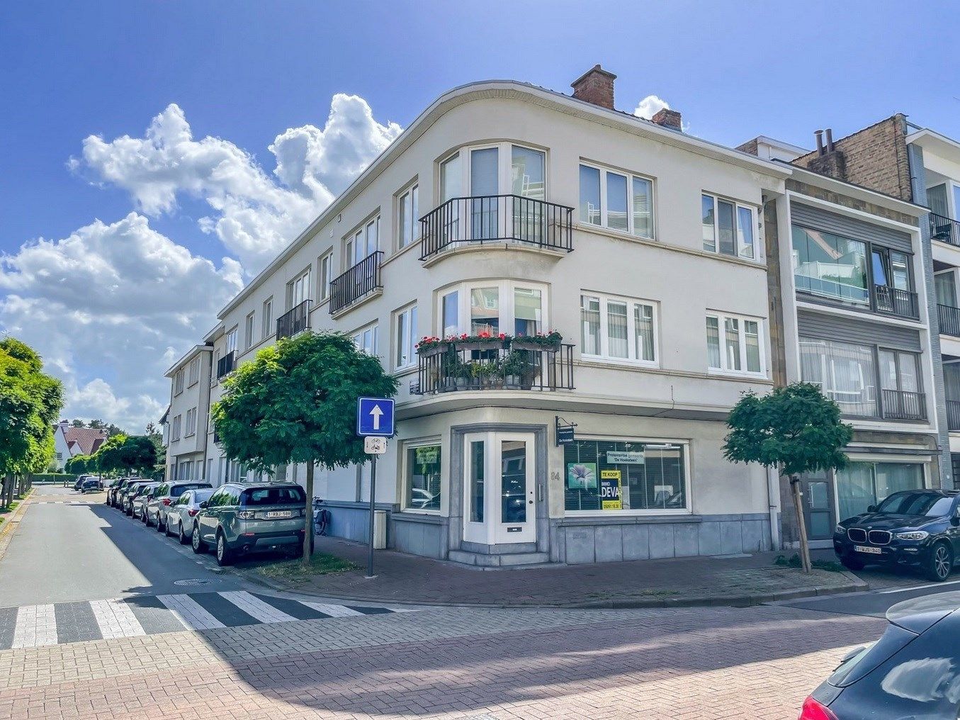 ()=>{if(producerUpdateValueVersion(node),producerAccessed(node),node.value===ERRORED)throw node.error;return node.value} Montgomerylaan 1 | Longchamps winkel 1 - - 8300 Knokke