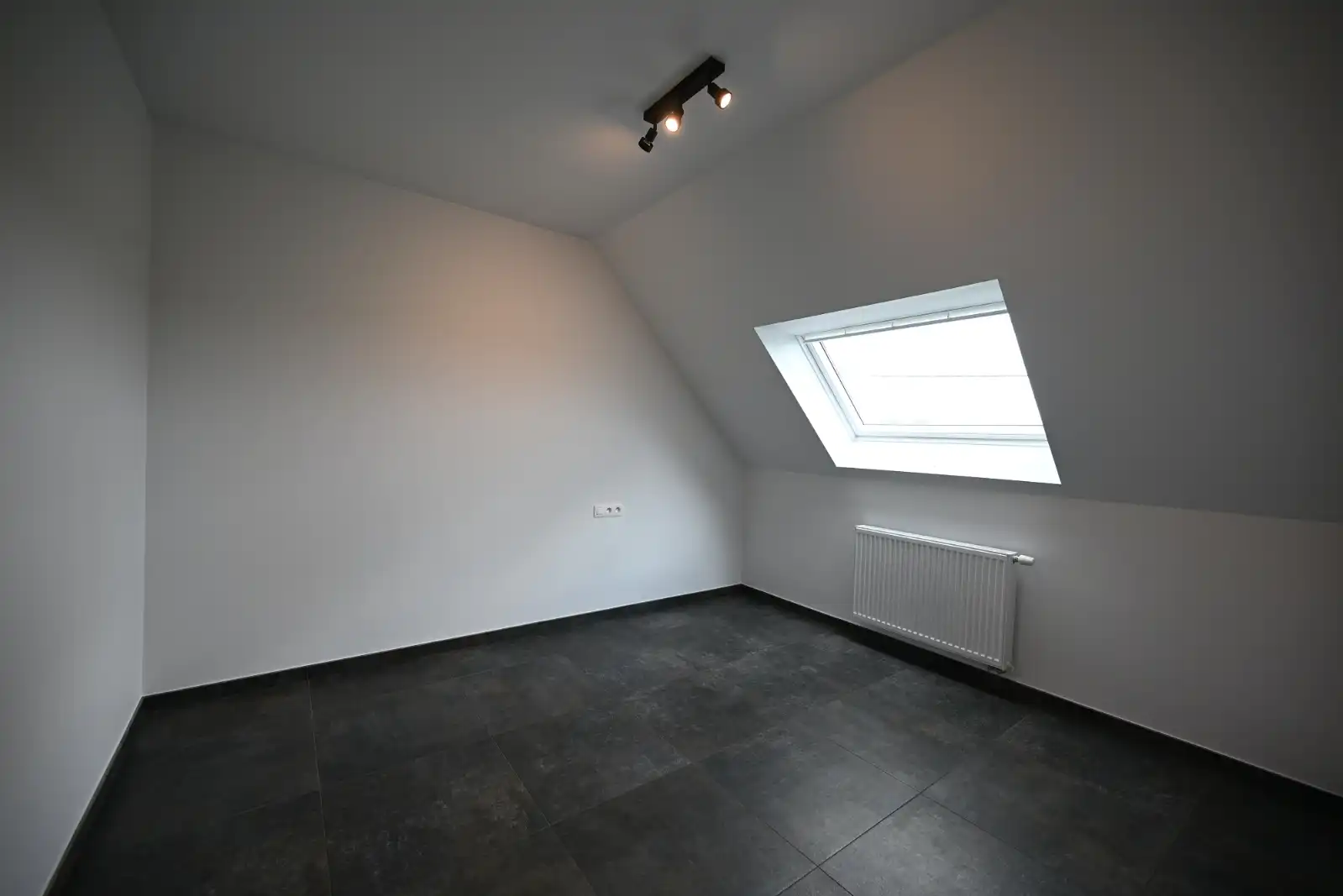 Prachtige nieuwbouwwoning met 3 slaapkamers en ruime garage! foto 21