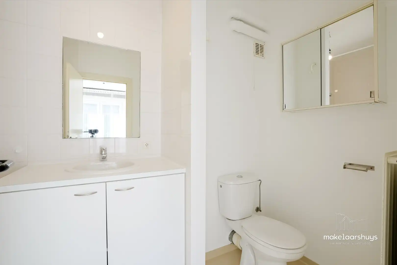 Centraal gelegen en lichtrijk  1 slaapkamerappartement nabij de Zuid foto 16