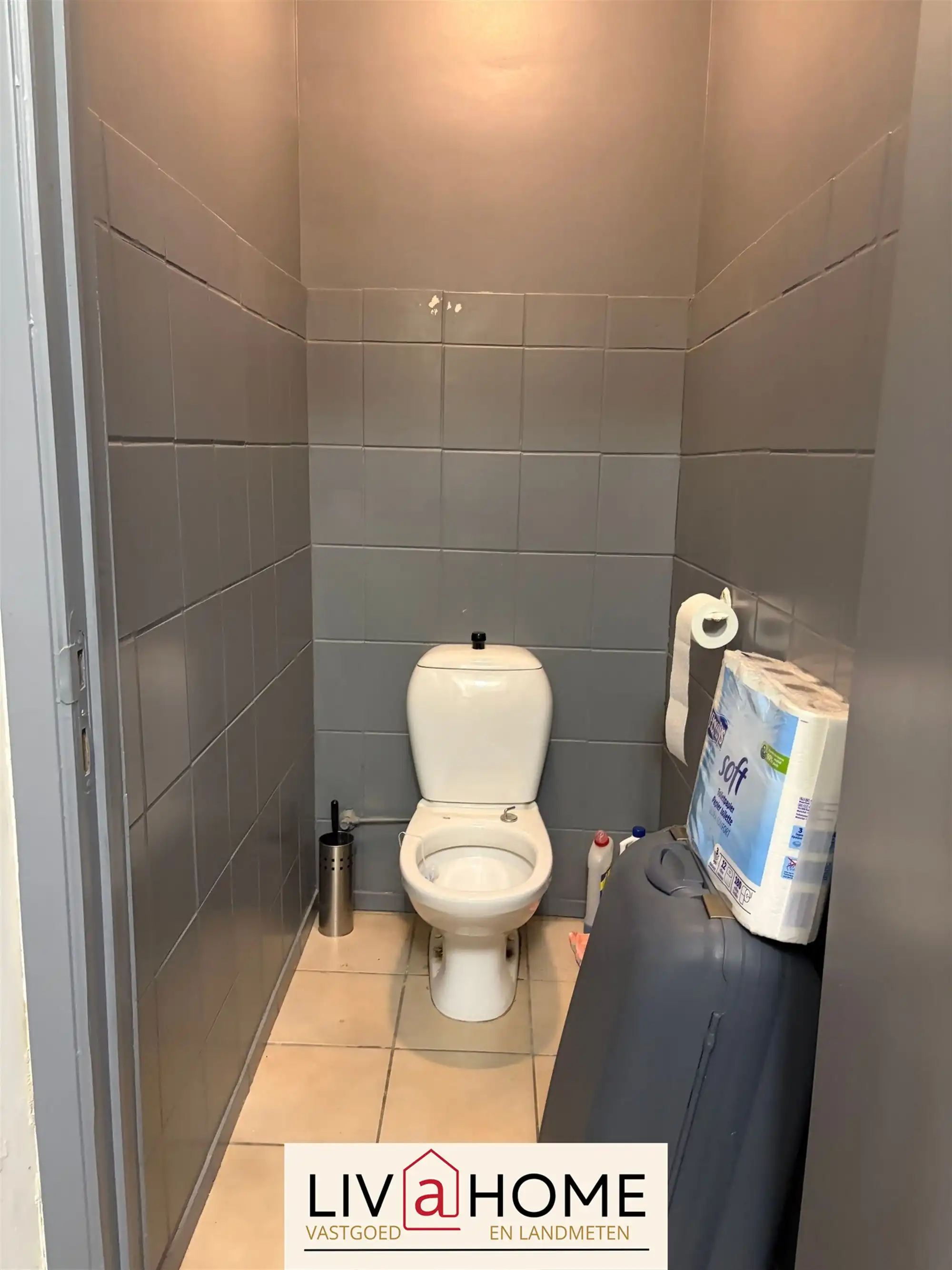 Opbrengsteigendom in centrum van Beerzel foto 24