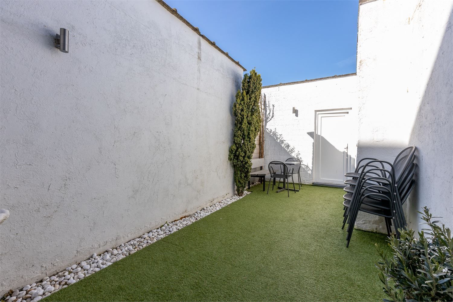 Ruime woning met (mogelijkheid tot) handelsgelijkvloers foto 18