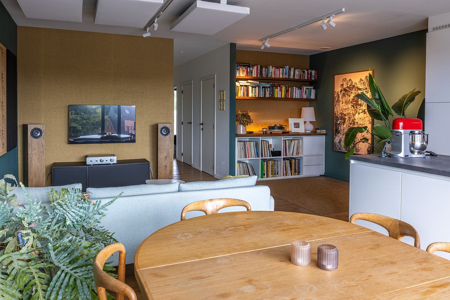 Recent en rustig gelegen appartement met terras in Eksterlaar foto 3