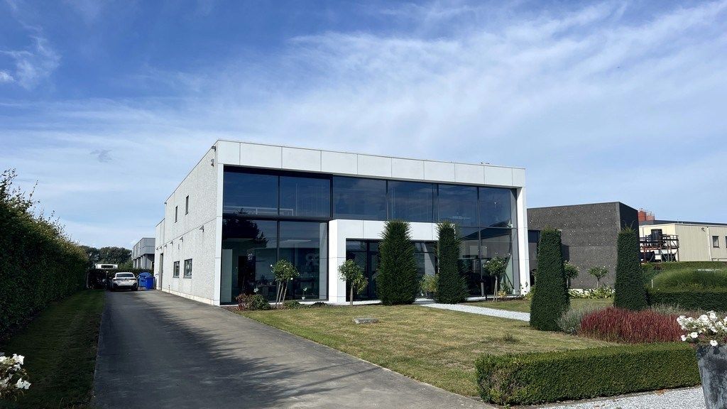 Bedrijfspand met appartement te koop nabij N47 in Lebbeke foto 24
