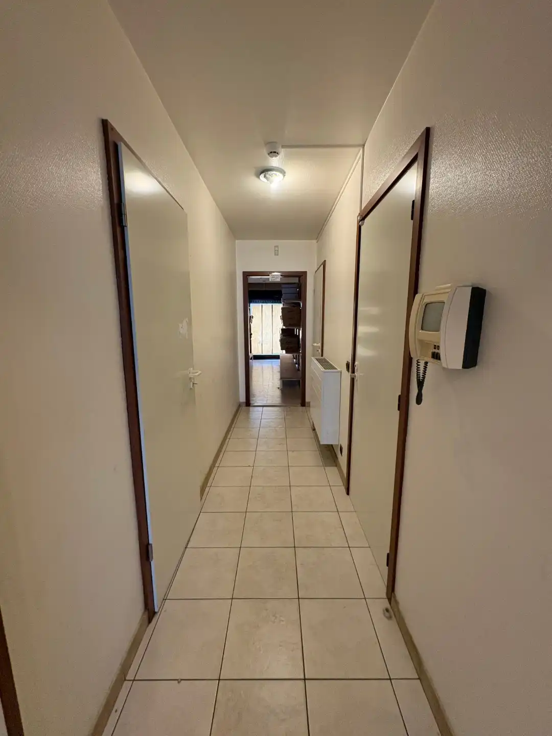 Handelspand met 1 of 2 appartementen  foto 10