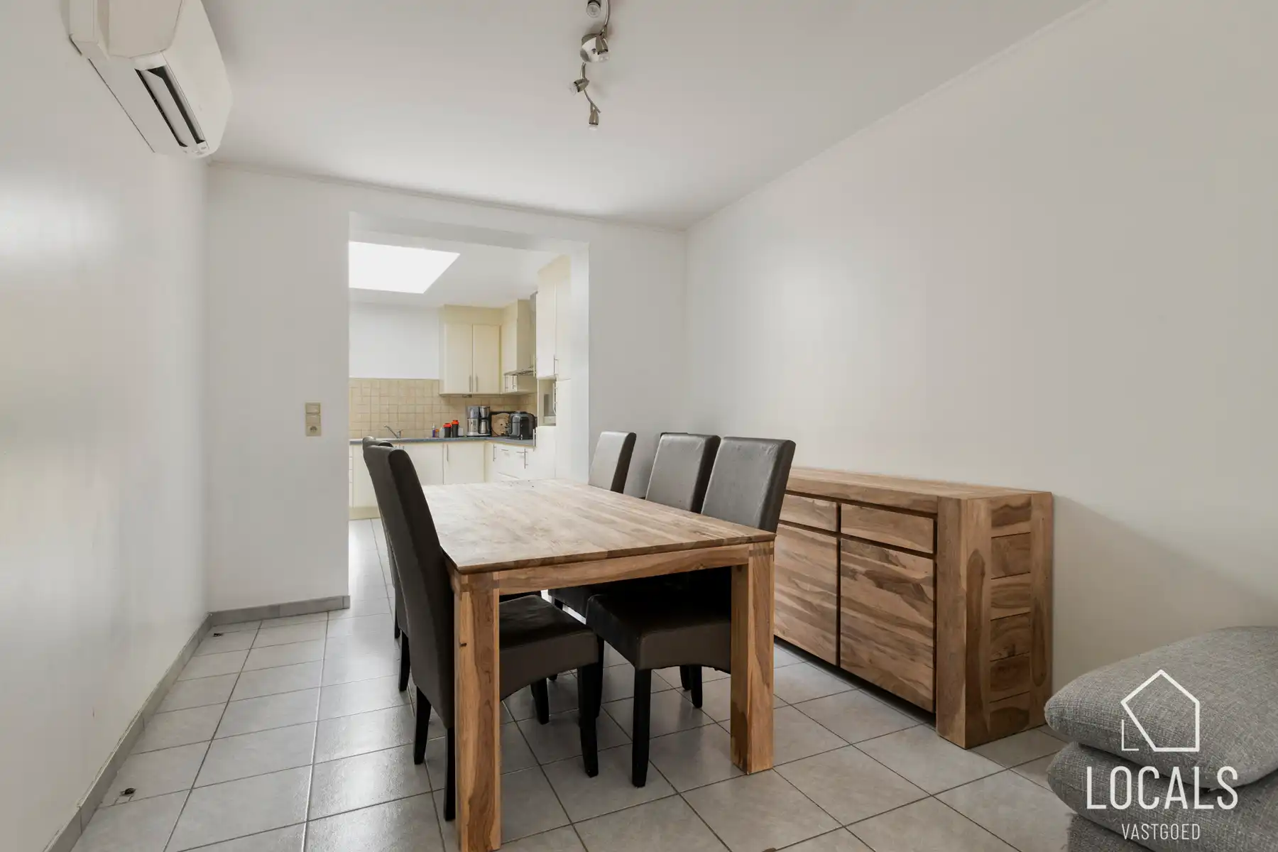 Instapklare woning in Denderleeuw foto 5