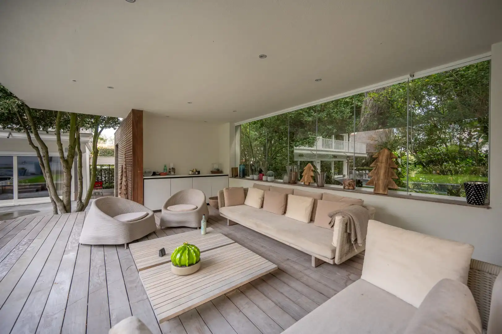 Exclusief: zeer discreet gelegen villa in een rustige omgeving in het Zoute foto 12