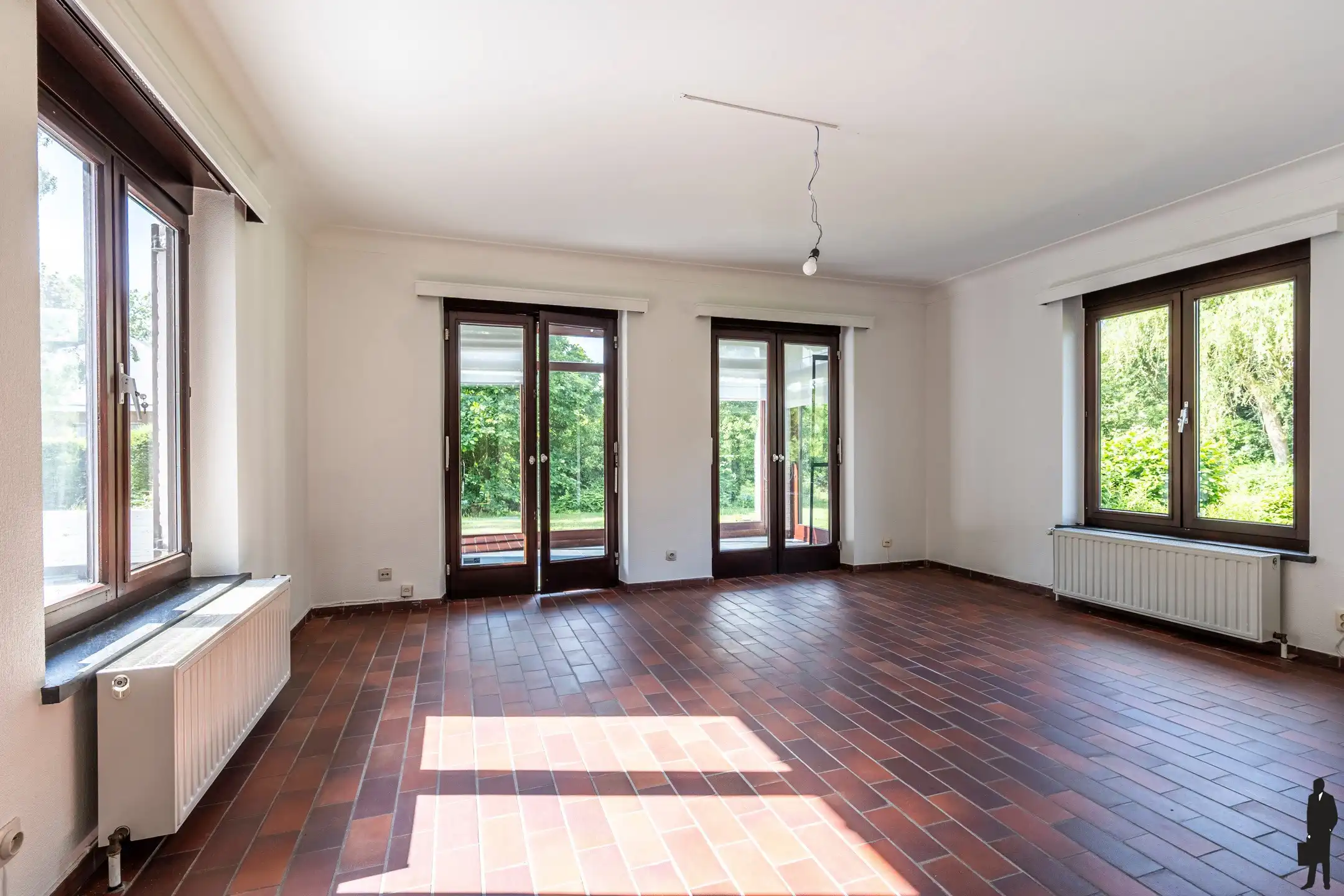 Ruime gelijkvloerse woning in rustige buurt van Malle foto 8