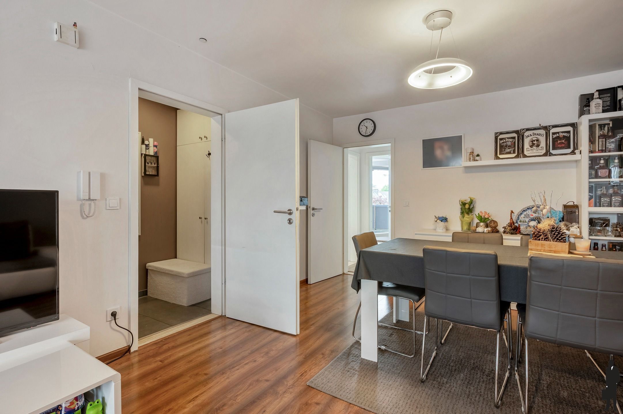 Instapklaar en energiezuinig appartement op toplocatie in Hoogstraten. foto 17