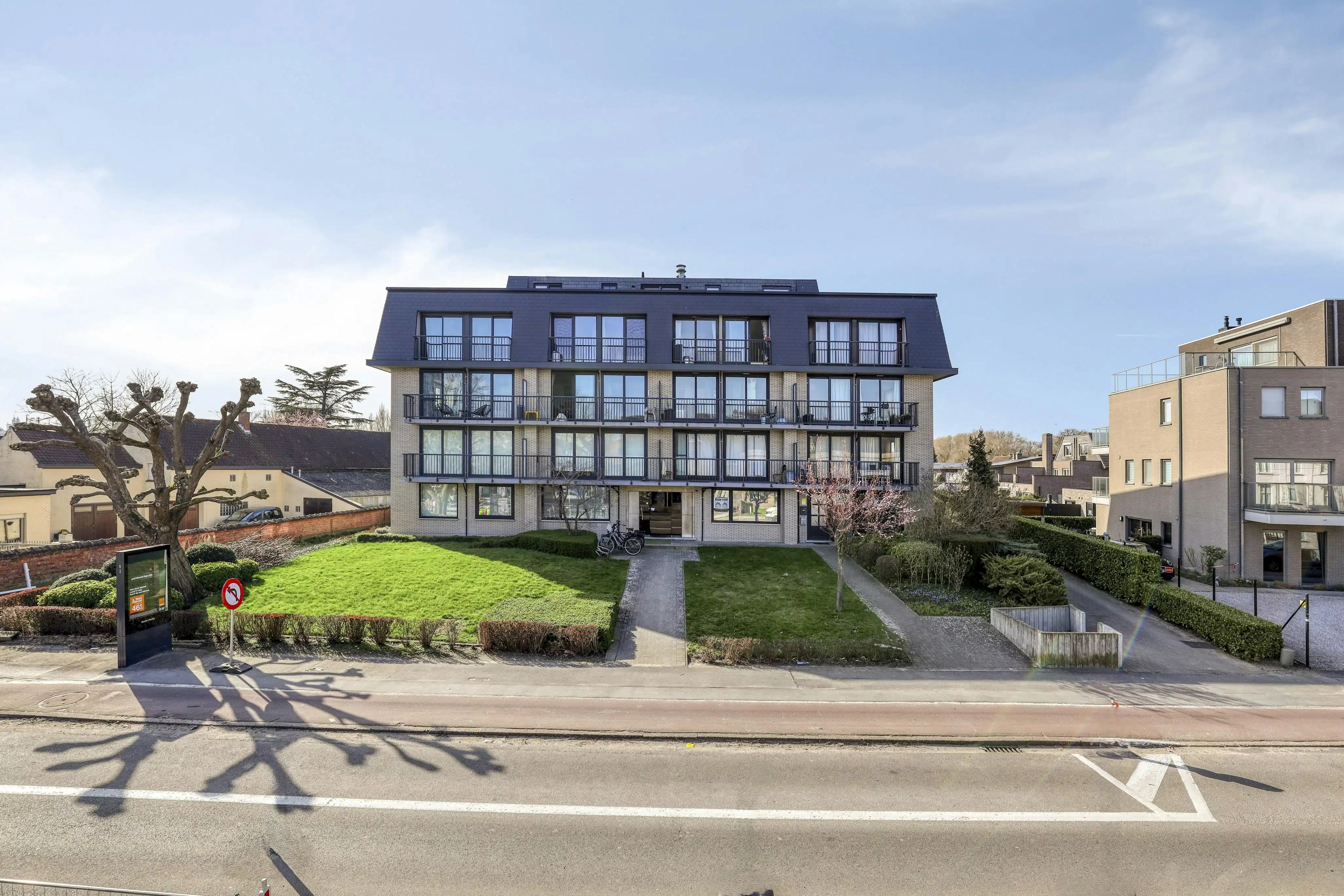 Instapklaar dakappartement met zonneterras in Merelbeke foto 9