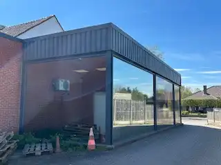 COMMERCIEEL PAND MET OPSLAGRUIMTE EN WOONHUIS OP ZICHTLOCATIE foto 10