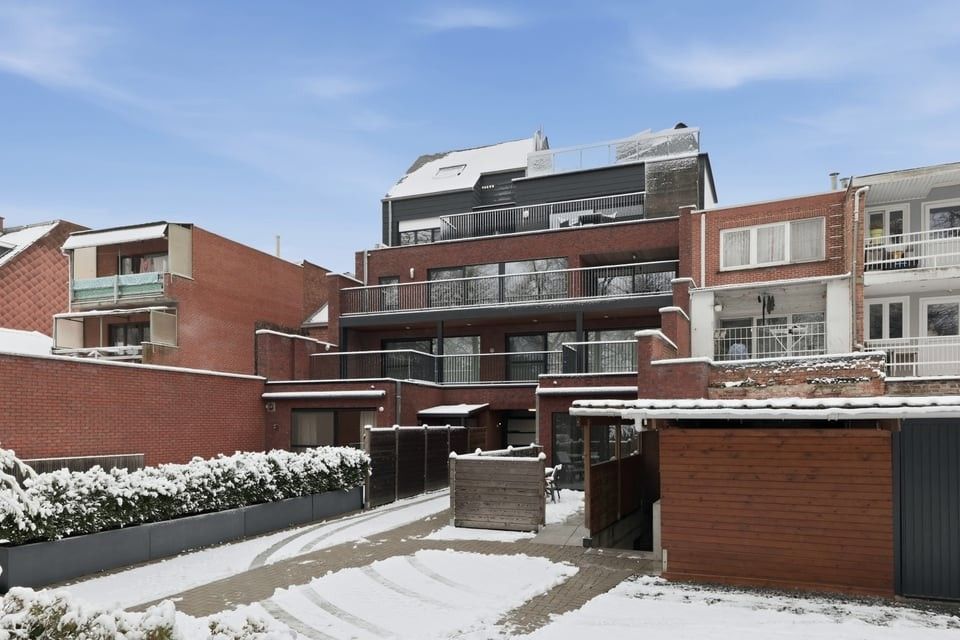 PENTHOUSE MET UNIEK DAKTERRAS, SAUNA EN STAANPLAATS IN HARTJE SINT-TRUIDEN foto 37