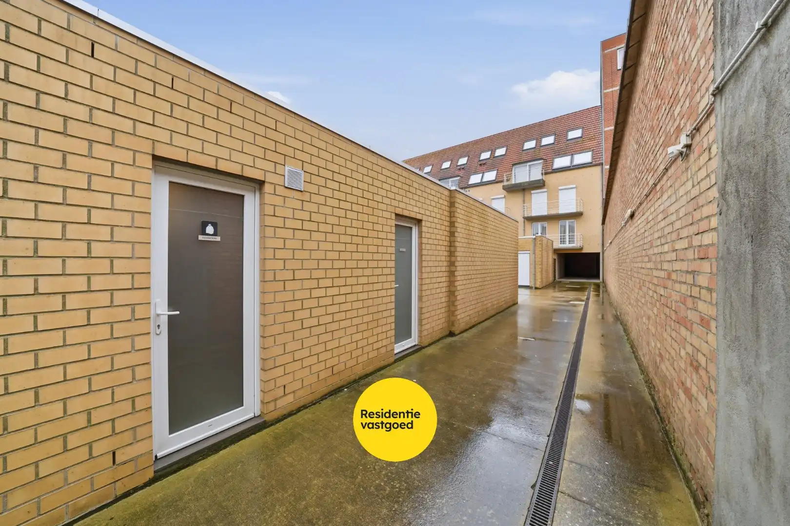 Instapklaar duplexappartement met 2 slaapkamers in Bredene Duinen foto 21