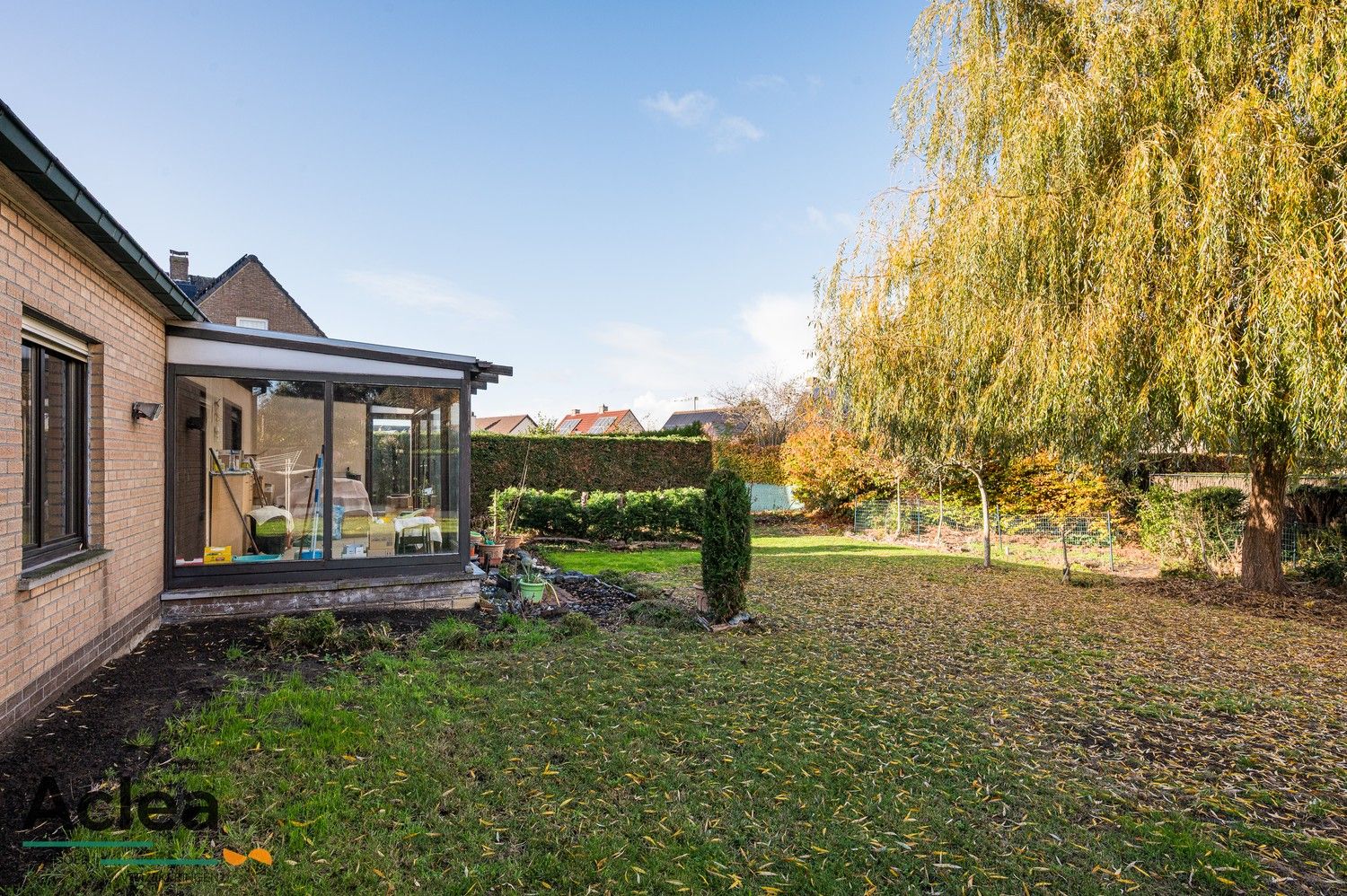 Vrijstaande woning op ruim perceel foto 27