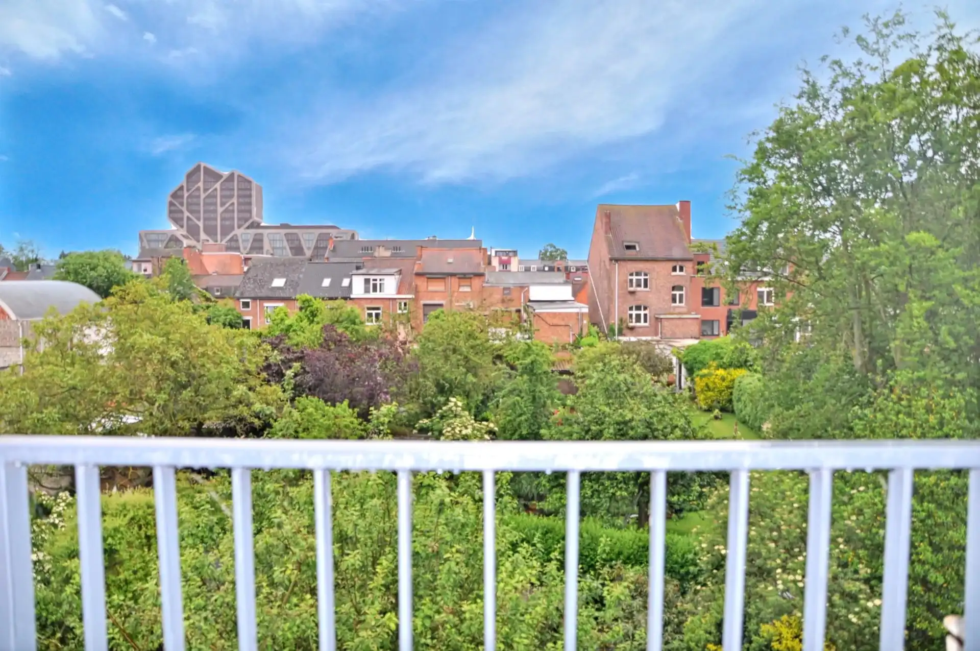 GEZELLIG APPARTEMENT MET 2 SLPKS VAN 74 M² OP EEN CENTRALE LIGGING IN HASSELT foto 7