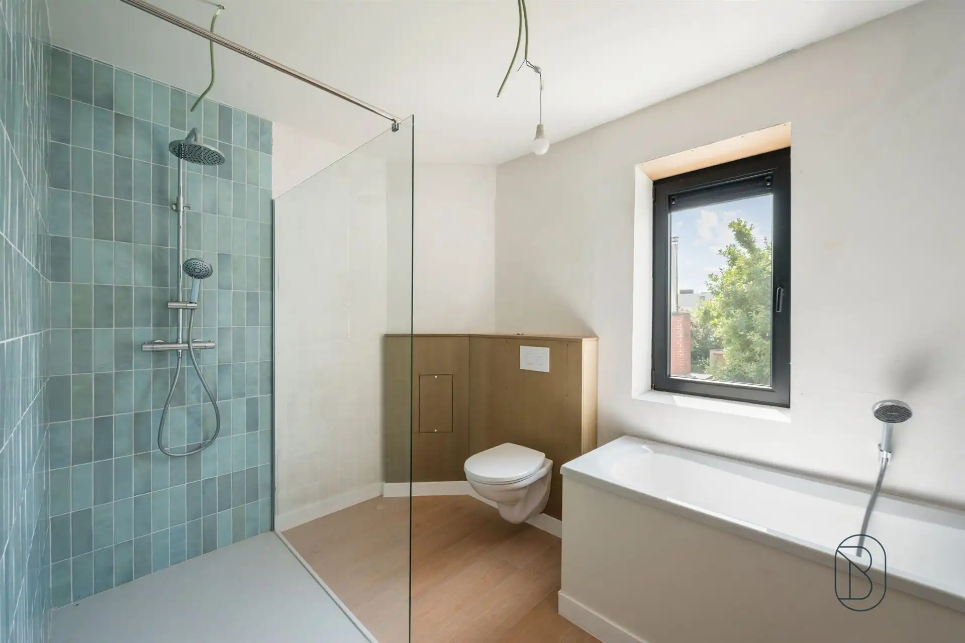 Tof gerenoveerde woning met mooie tuin, pal in het centrum! foto 16