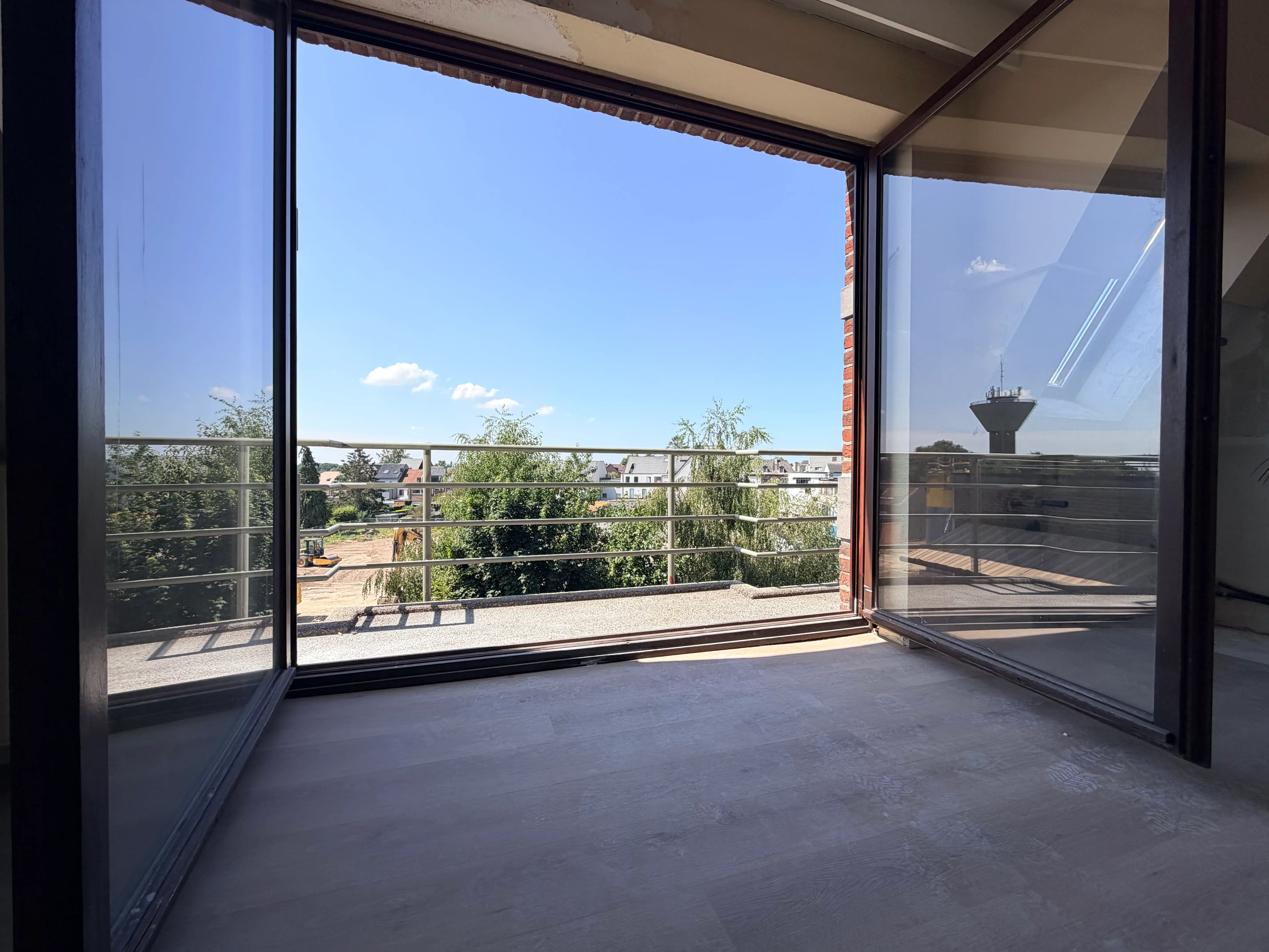 --- NIEUW --- Mooi gerenoveerd appartement (87m²) met 2 slaapkamers. foto 6