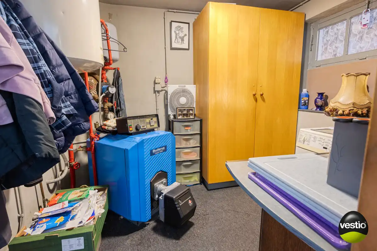 OP TE FRISSEN VRIJSTAANDE WONING OP 9A74CA TE EIGENBILZEN. foto 14