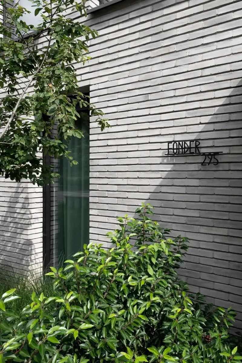 Hippe, gemeubelde studio op toplocatie in Wilrijk foto 6