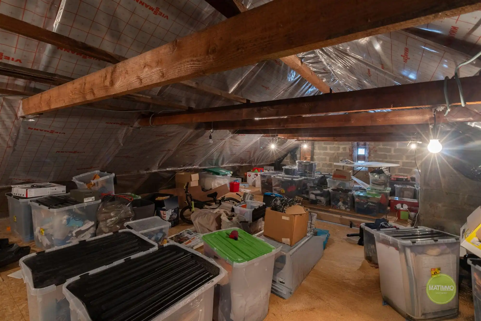 Rustig gelegen gezinswoning met 3 slaapkamers te Mol  foto 22